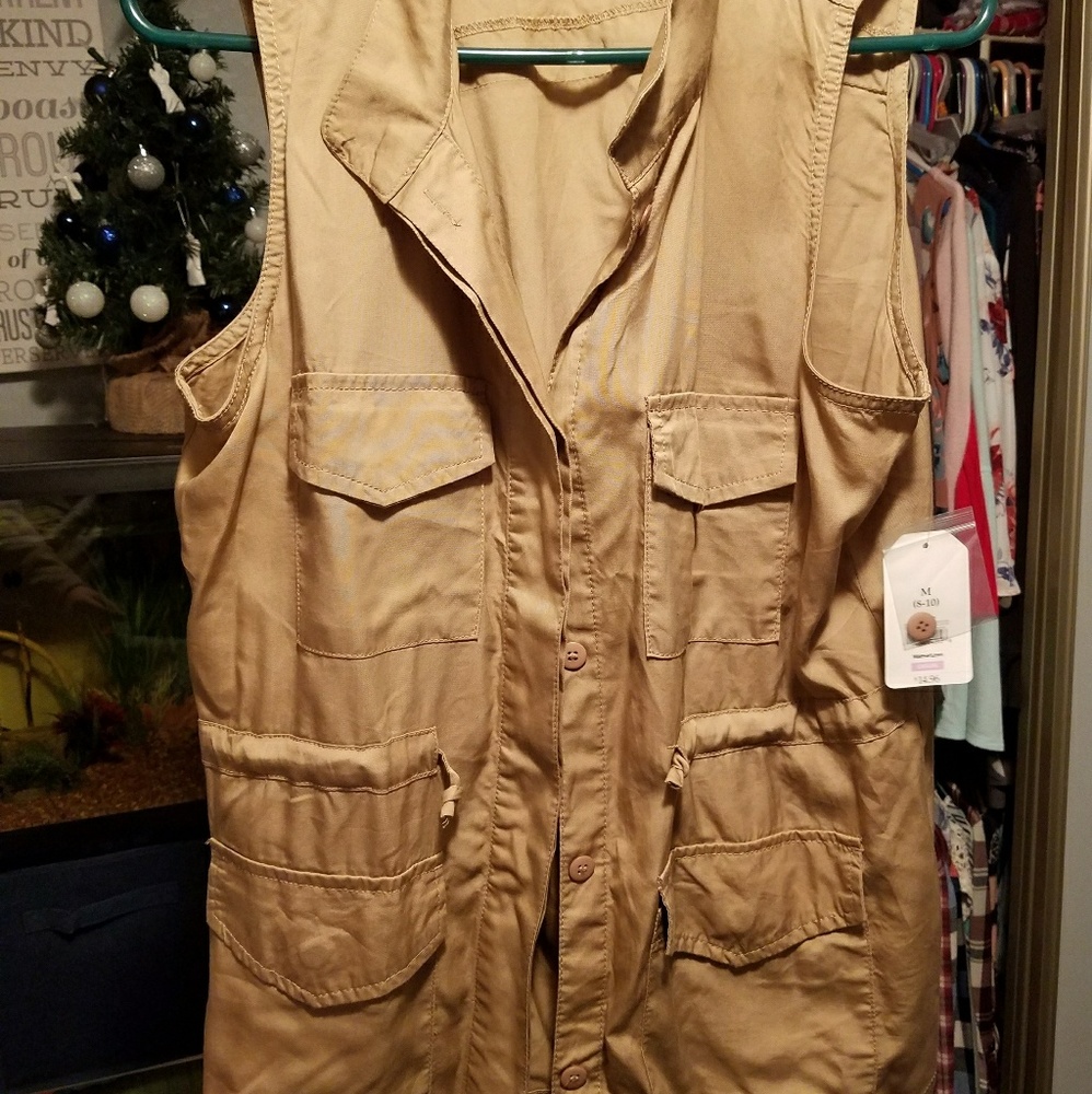Tan vest